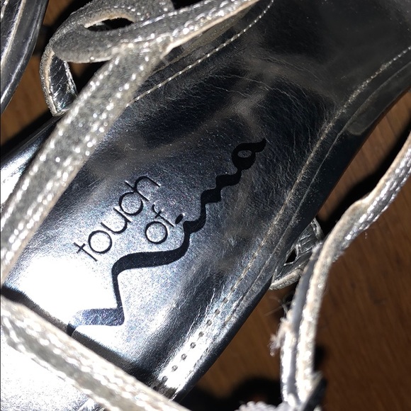 Touch of Nina sparkly heels! - Picture 7 of 8